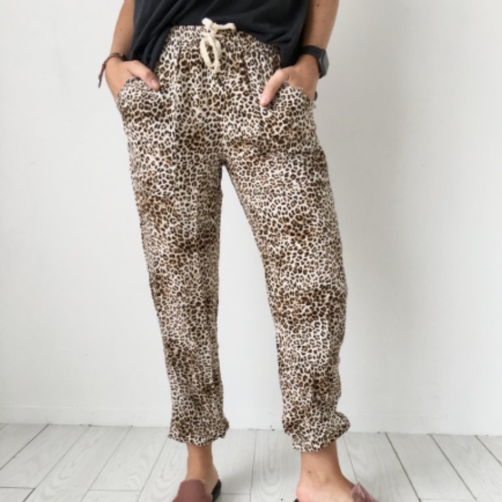 SOLD- DO NOT BUY Ascot + Hart leopard joggers